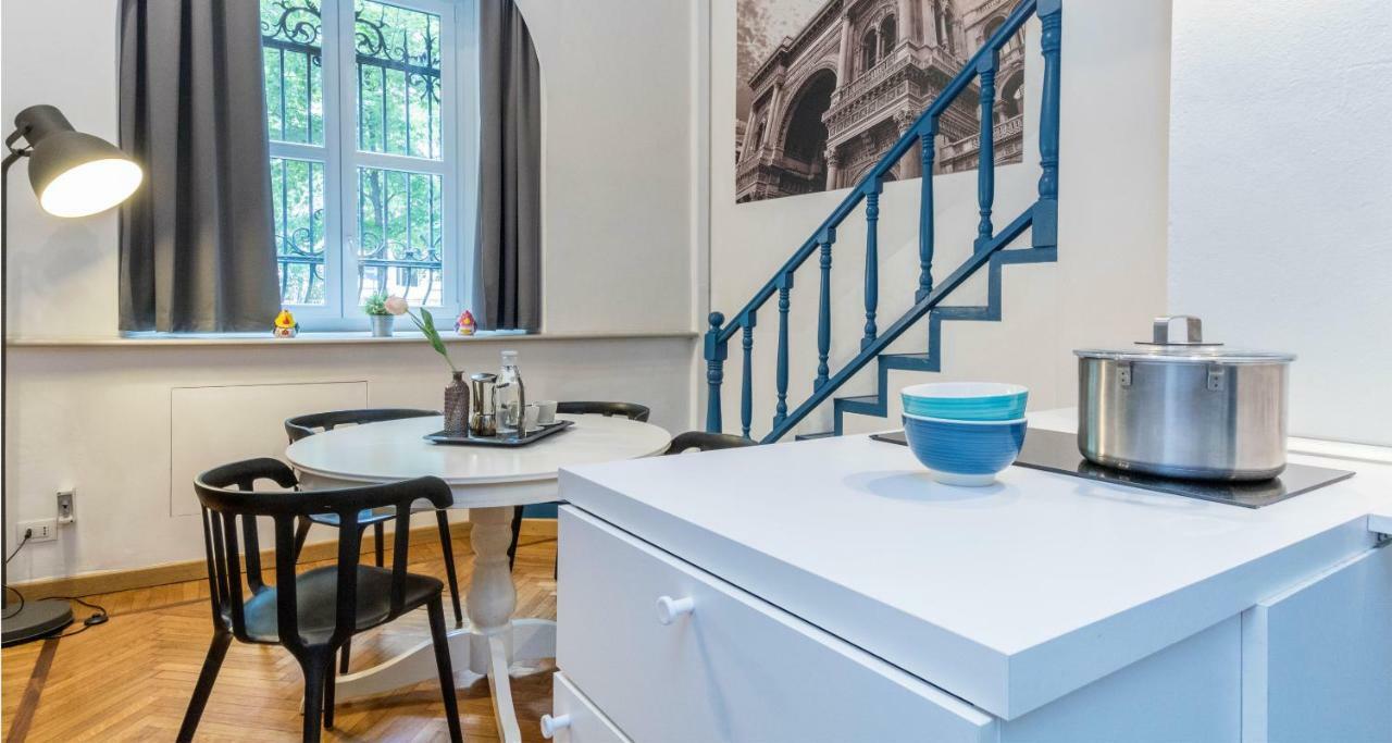 Hintown Castle Mansion Apartment Milano Exterior foto